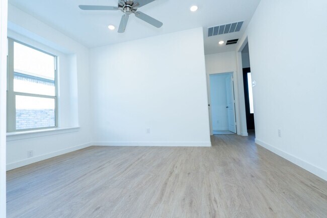 Building Photo - BRAND NEW 2025 Construction - 4BR/3BA Single-Family Home in Northlake Estates