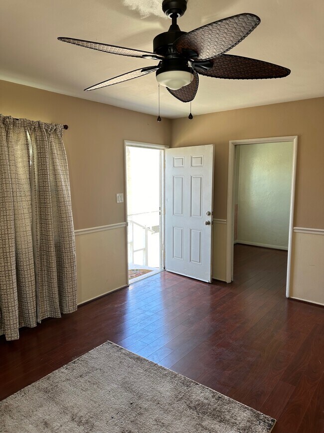 Building Photo - 26025 Cypress St