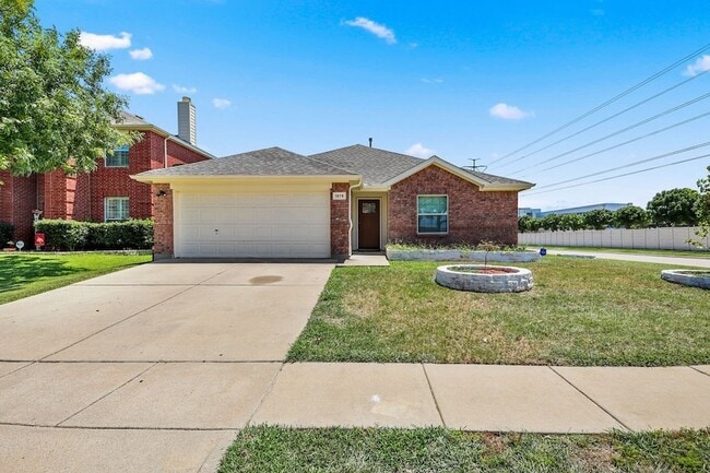 Building Photo - 1075 Wood Stream Dr