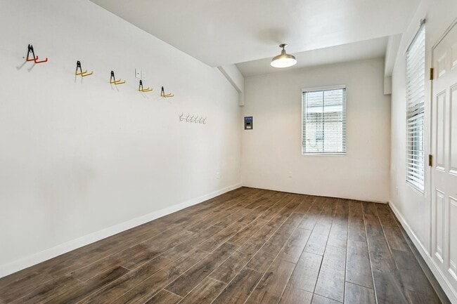 Building Photo - 426 Lafitte St