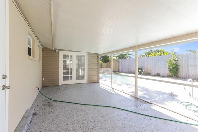 Building Photo - 6232 Murdock Ave