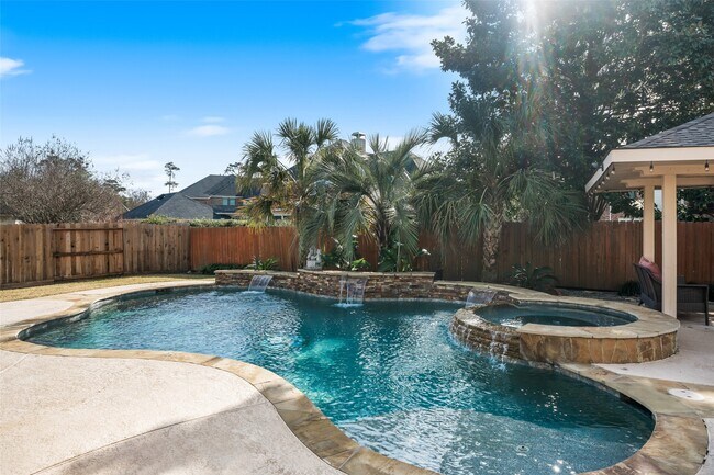 Building Photo - 14318 Red Creek Cove Ln