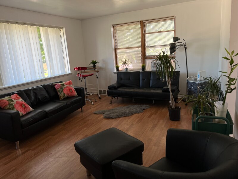 Building Photo - 3411 S Howell Ave