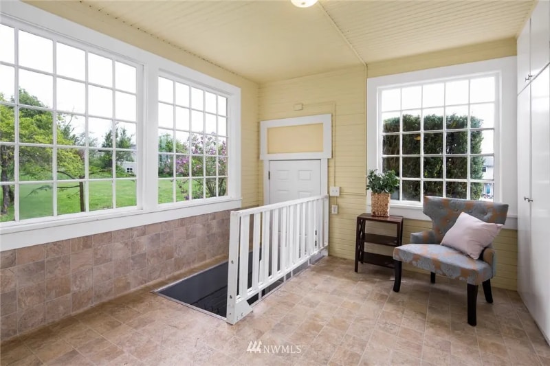 Building Photo - 2190 Washington St