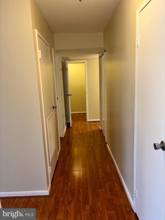 Building Photo - 6966 Hanover Pkwy