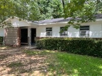 Building Photo - 1450 E Morlee Dr