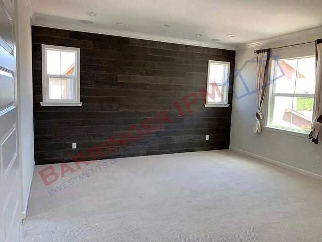 Building Photo - House is occupied *DO NOT DISTURB TENANTS* Call office with any questions