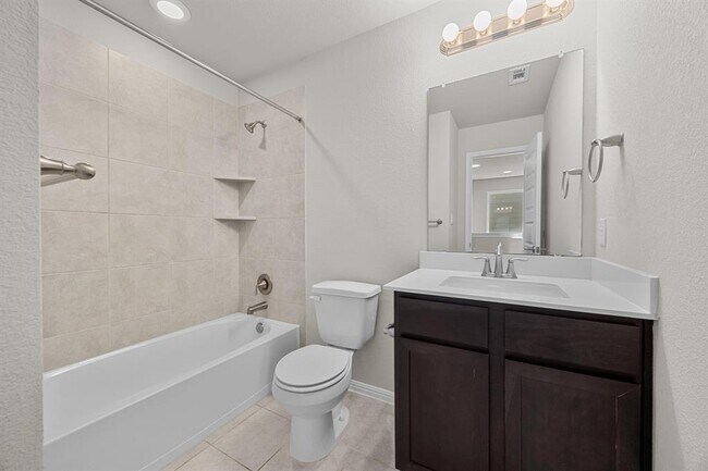 Building Photo - 17917 Malnati Dr