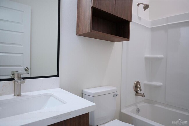 Building Photo - 1301 Woodland Trails