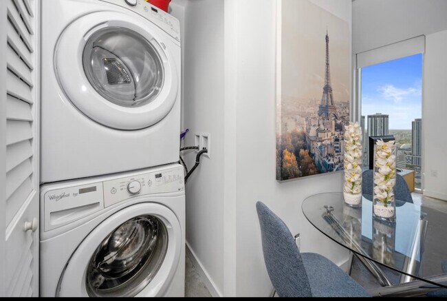 Washer and dryer in place - 151 SE 1st St