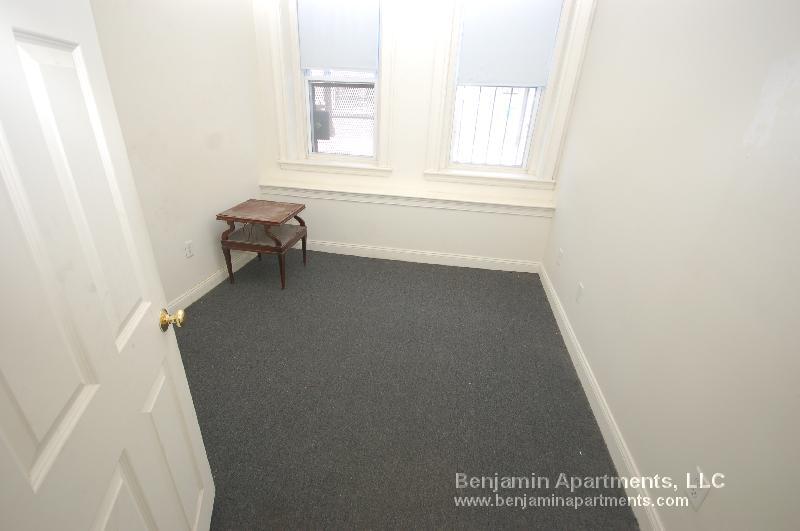 Building Photo - 1175 Boylston St