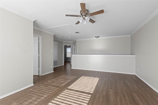 Building Photo - 1543 Englewood Dr