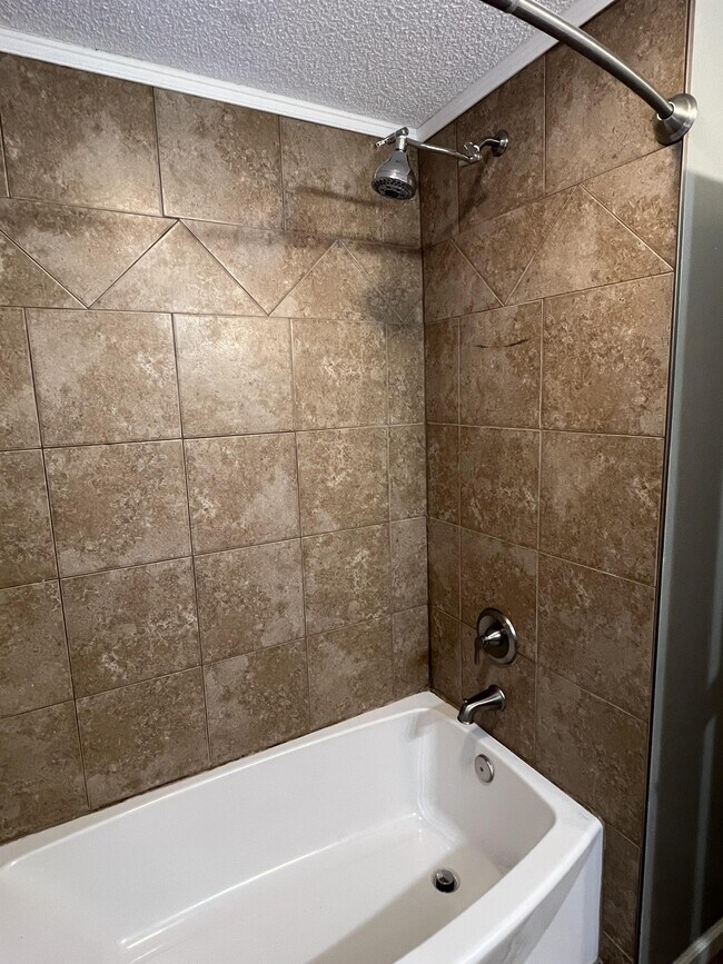 Building Photo - 503 Aspen Way