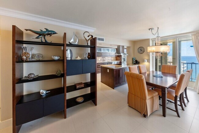 Building Photo - 4280 Galt Ocean Dr