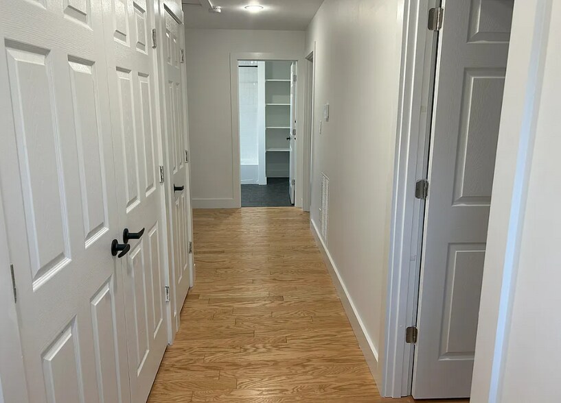 Building Photo - 23 Common Way