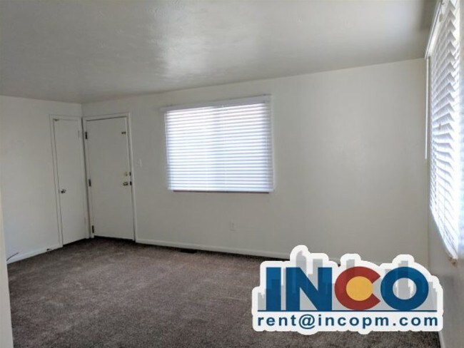 Building Photo - 3237 S Huron St