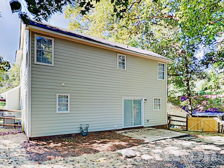 Building Photo - 7428 Autumn Trail