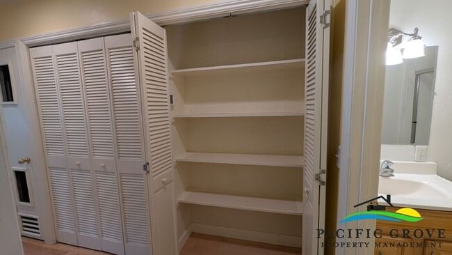 Building Photo - Bright and Cozy 3 Bedroom Home In Pacific Grove