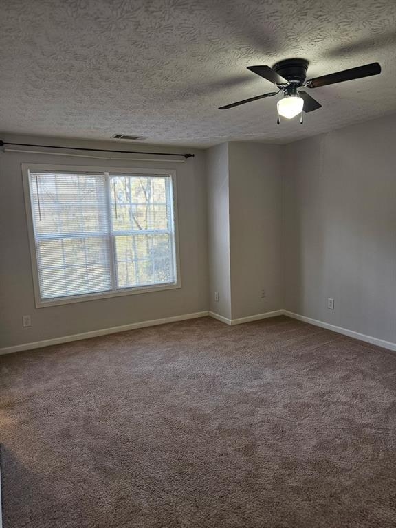 Building Photo - 5425 Village Green Square