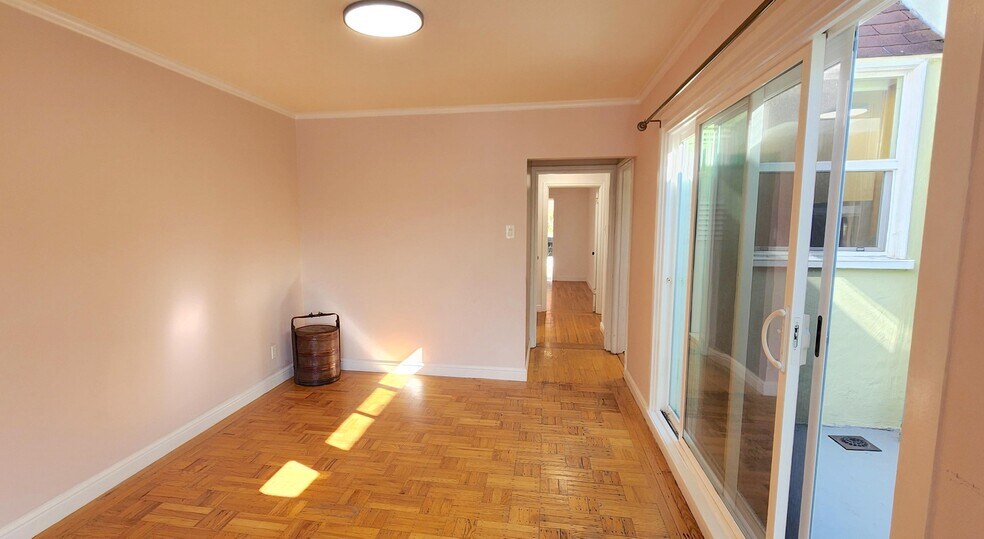 Dining Room: 10'4' x 14' looking down thru hallway towards bedrooms - 245 Concord St