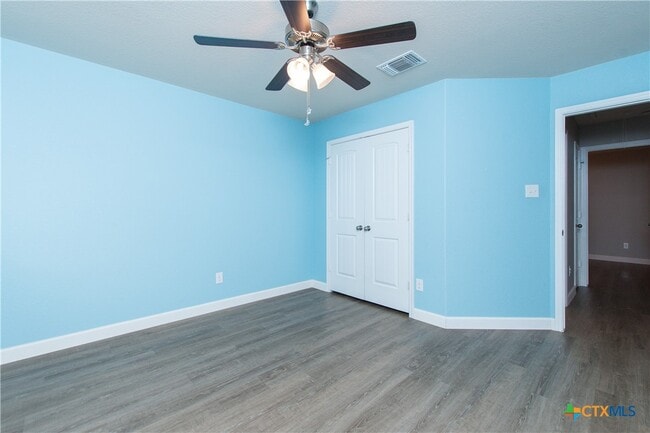 Building Photo - 5114 Dauphin Dr