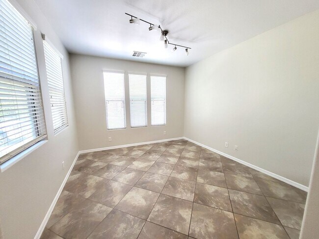 Building Photo - 1053 Via Canale Dr