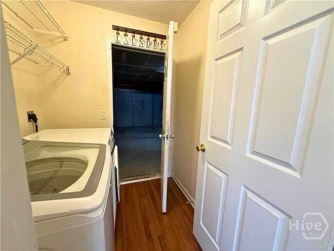 Building Photo - 144 Mills Run Dr