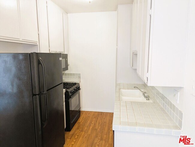 Building Photo - 3648 Motor Ave