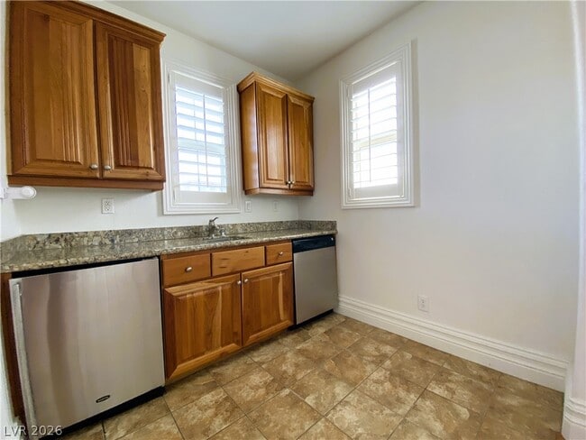 Building Photo - 158 Crooked Putter Dr