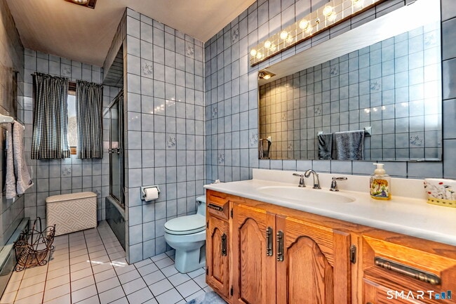 Building Photo - 4565 Madison Ave