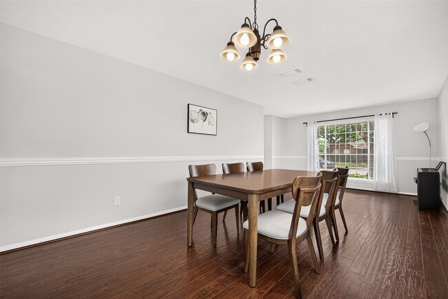 Building Photo - 9710 Berkshire Trce