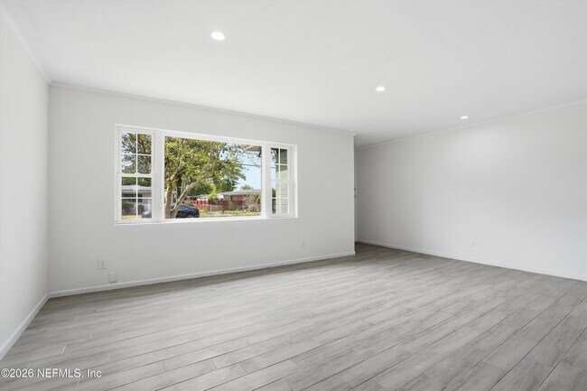 Building Photo - 6713 Provost Rd N