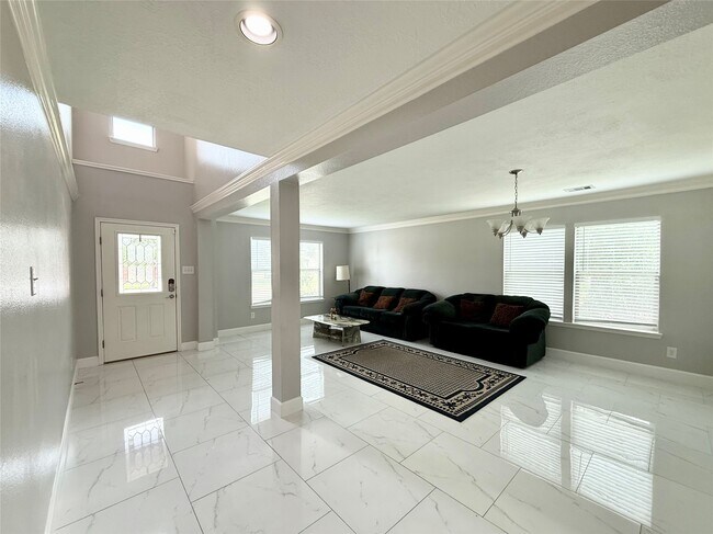 Building Photo - 18603 Morgans Forest Ln