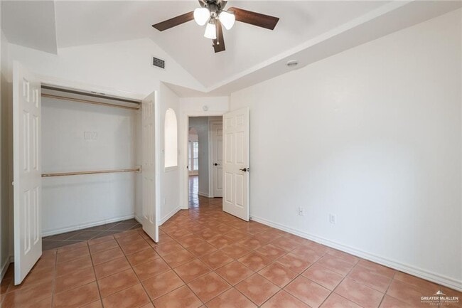 Building Photo - 18 N 30th St