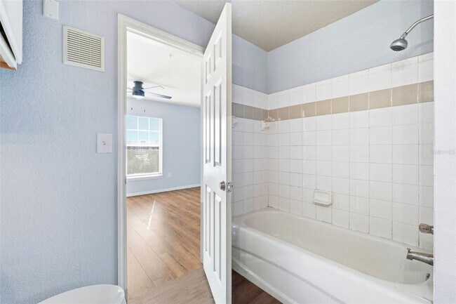 Building Photo - 3702 Palm Desert Ln