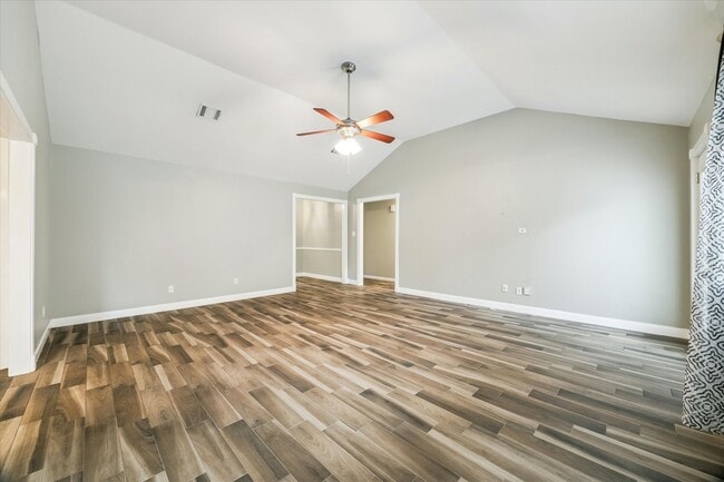 Building Photo - 10522 Barwood Dr