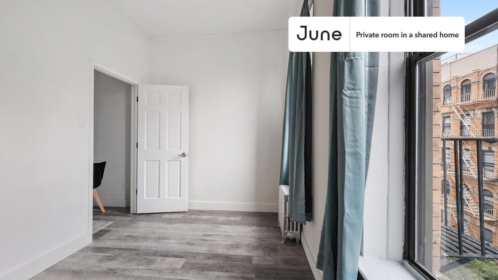 Building Photo - Room in Shared 2 bed/1 bath home