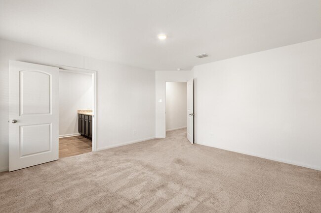Building Photo - 15214 Harbor Lndg