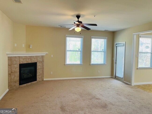 Building Photo - 39 Tahoe Dr