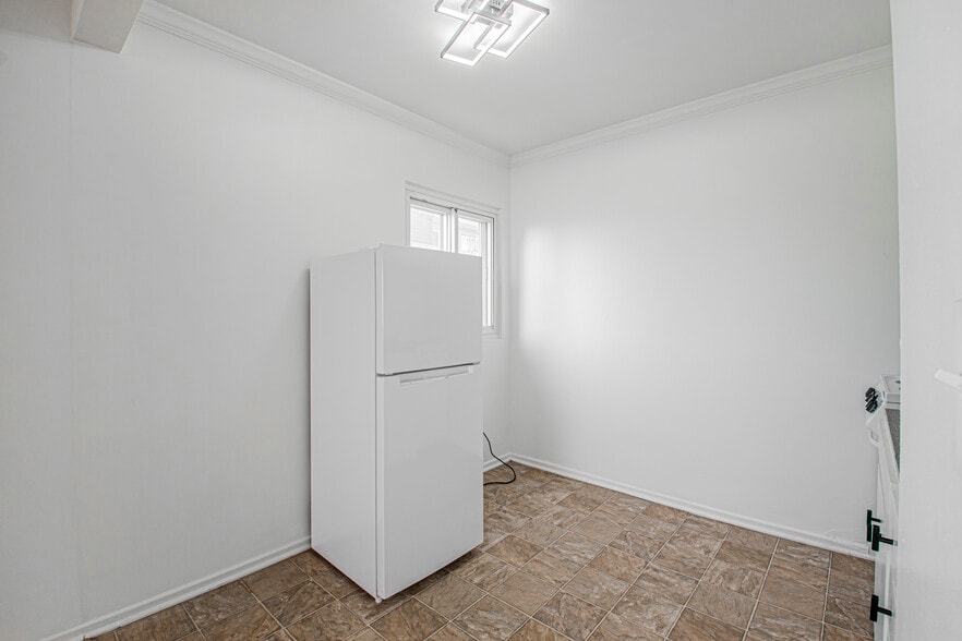 Building Photo - 5845 Interceptor St