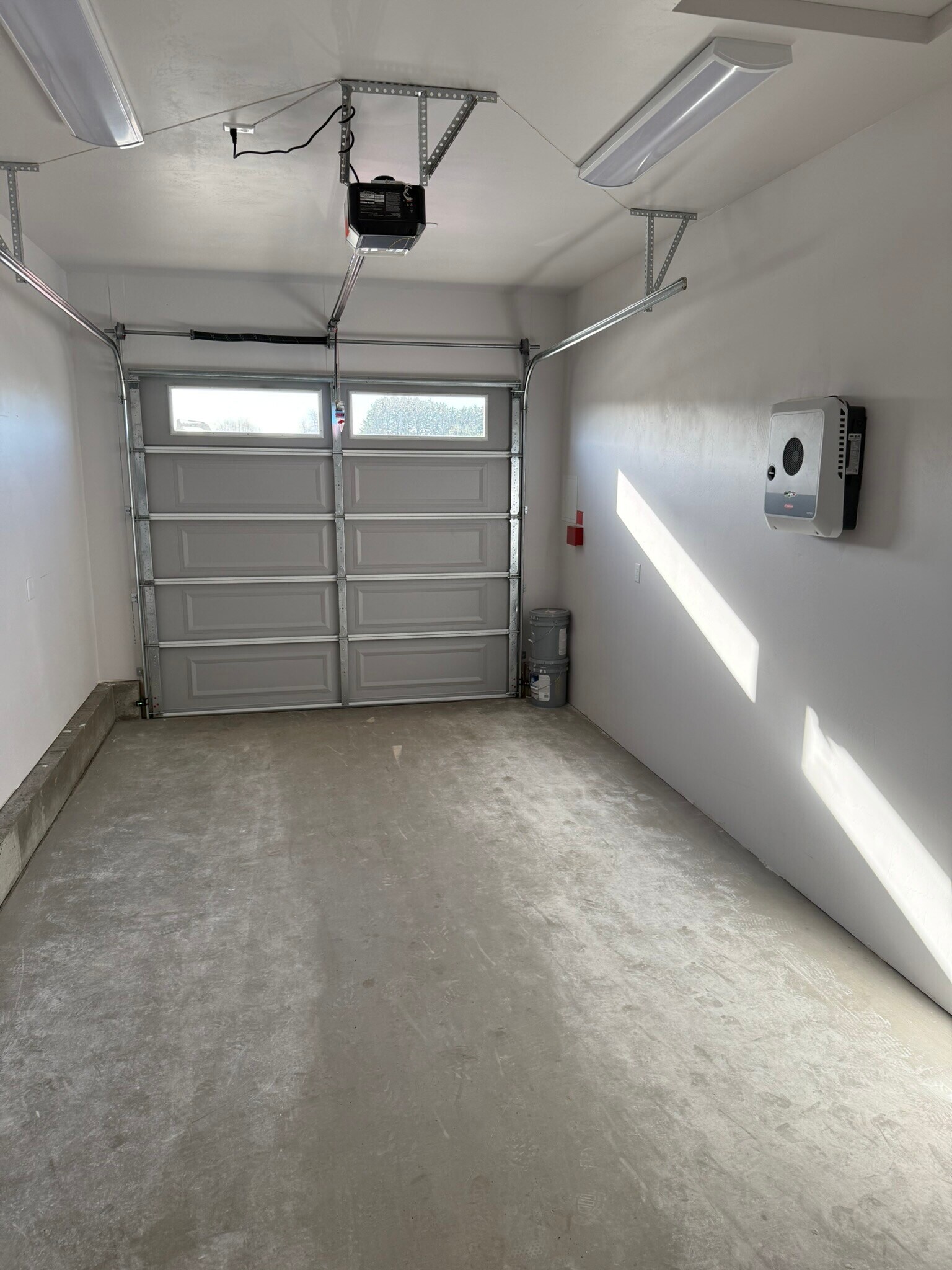 Building Photo - 1660 Ascent Pl