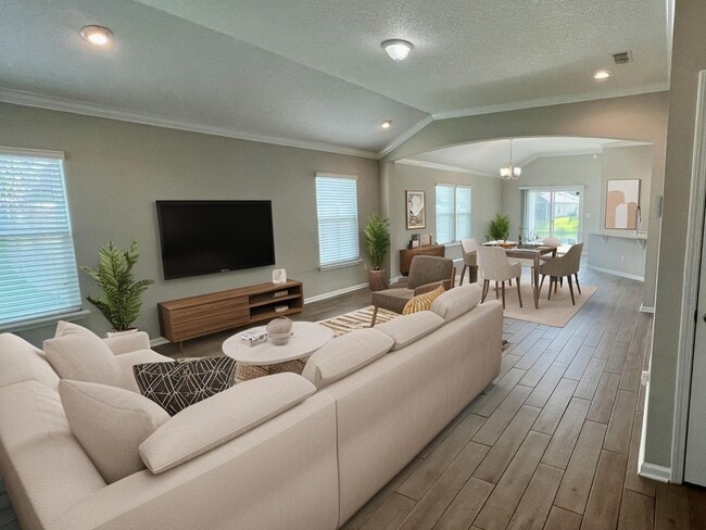 Building Photo - Great Size Home on Jacksonvilles Northside