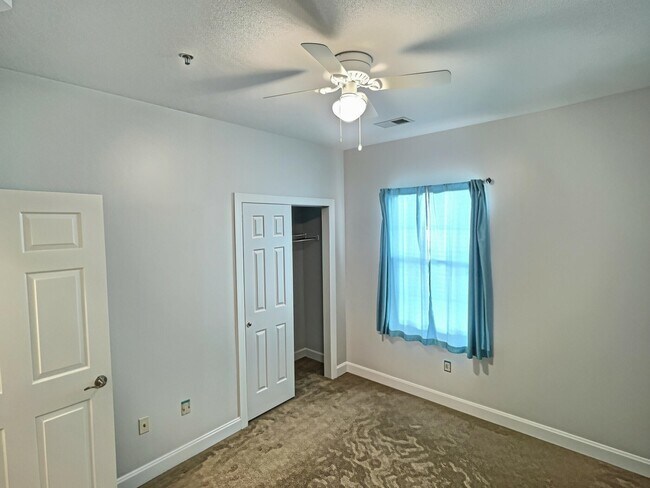 Building Photo - 4933 Crab Pond Ct