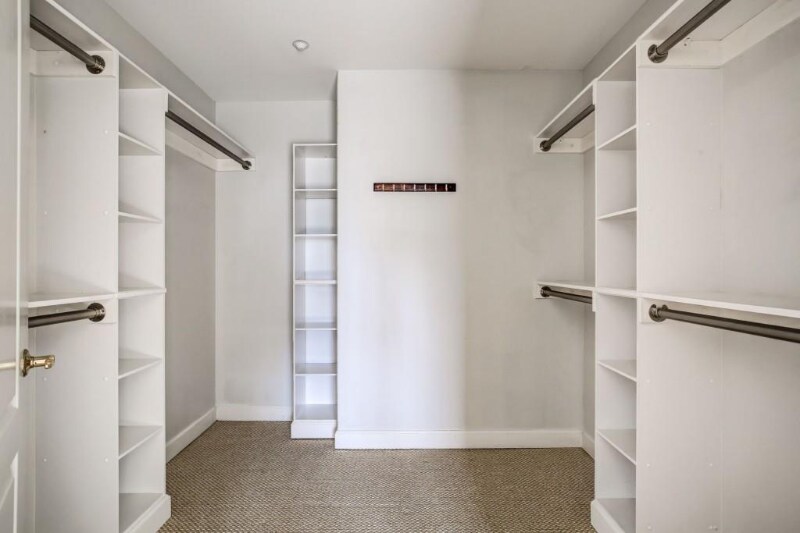 Building Photo - 195 14th St NE