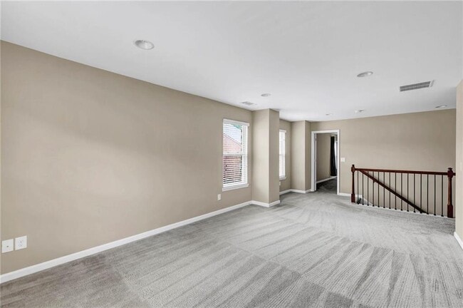 Building Photo - 5957 Stow Dr