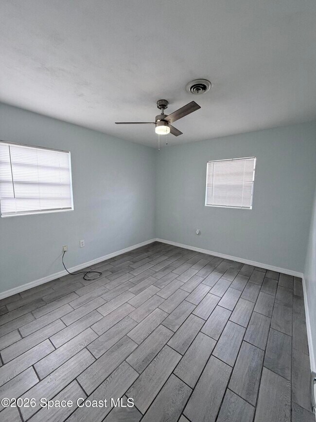 Building Photo - 1717 La Marche Dr
