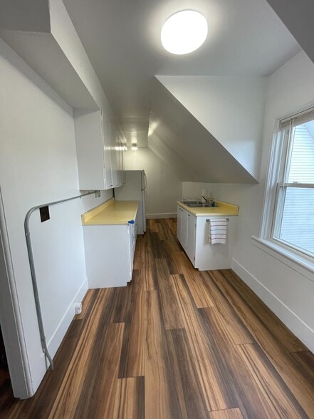 kitchen view (there is a stove!) - 12 Church St