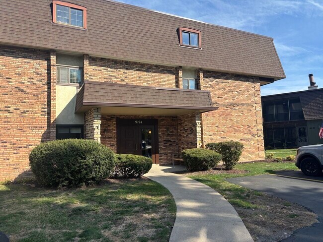 Primary Photo - 9194 S Rd