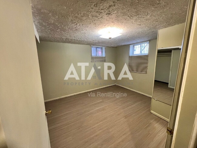 Building Photo - 2959 S 600 E