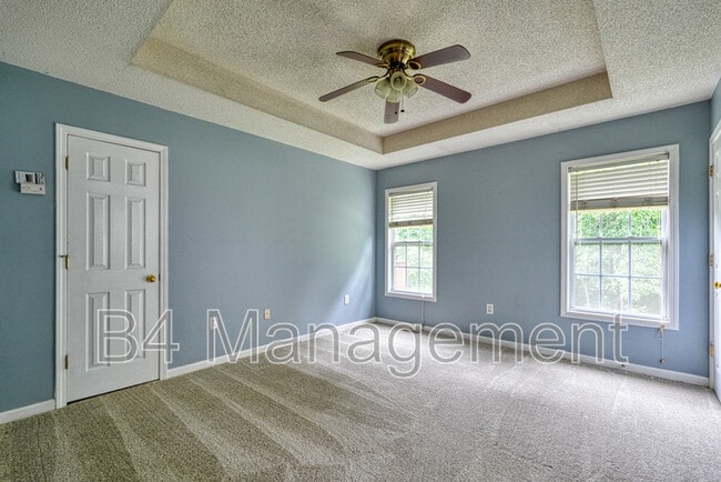 Building Photo - 208 Cotton Creek Dr